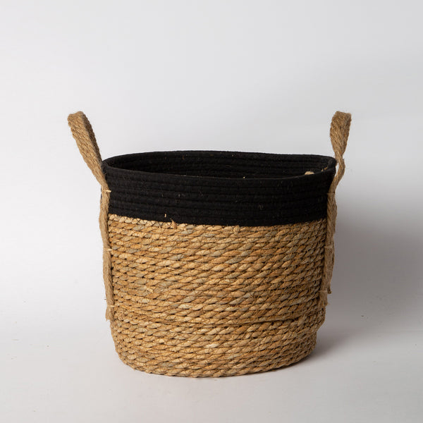 820 - Seagrass Basket With Handles